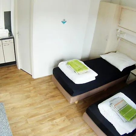 Studio-lissabon-mit-terrasse-grill-seeblick * Kahl am Main